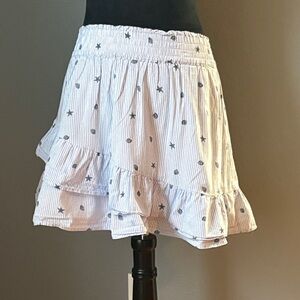 Seersucker Patterned Women's Skirt with starfish and seashells
